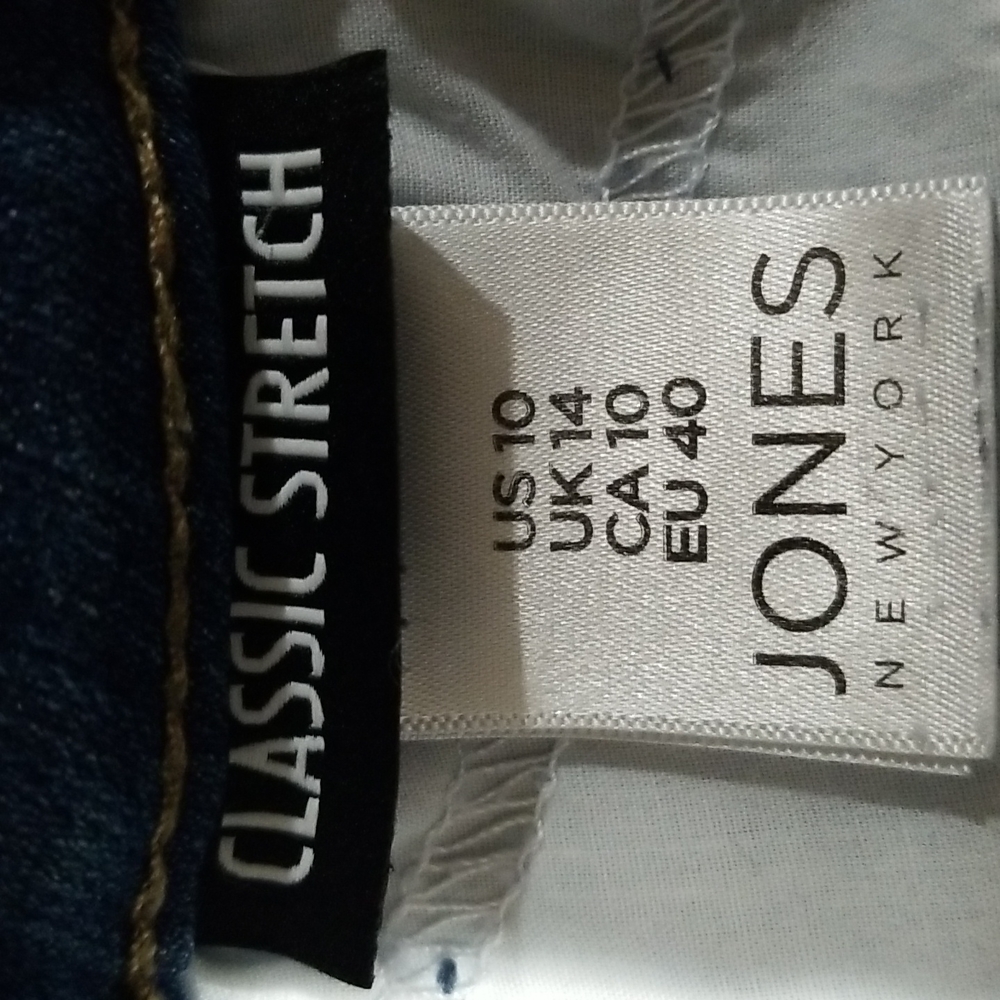 3/$12 Jones New York blue jean shorts sz 10 - Picture 7 of 8